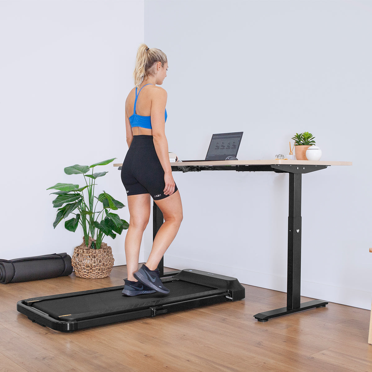 V-FOLD Treadmill with ErgoDesk Automatic Standing Desk 1800mm in Oak