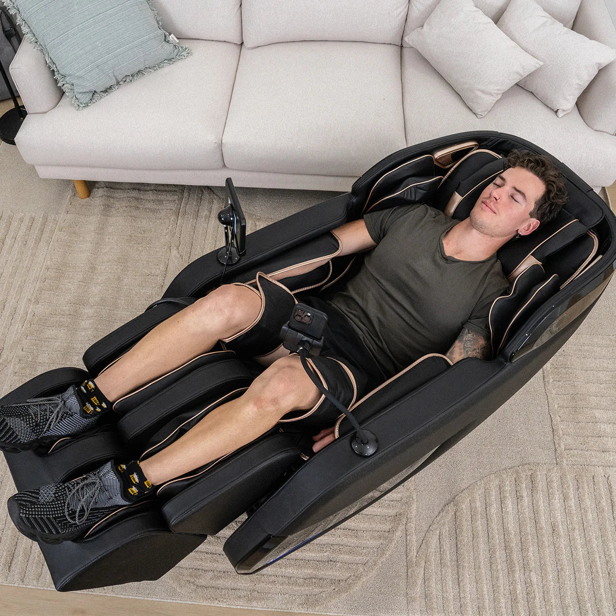 Regen8 LuxCloud Glide - Zero Gravity Heated Massage Chair with Full Size SL Track